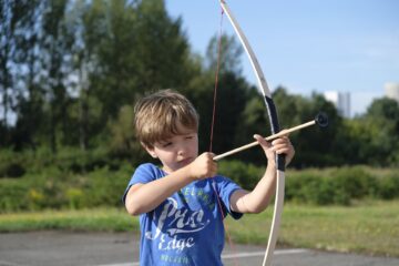Arco y flechas de madera de juguete para niños